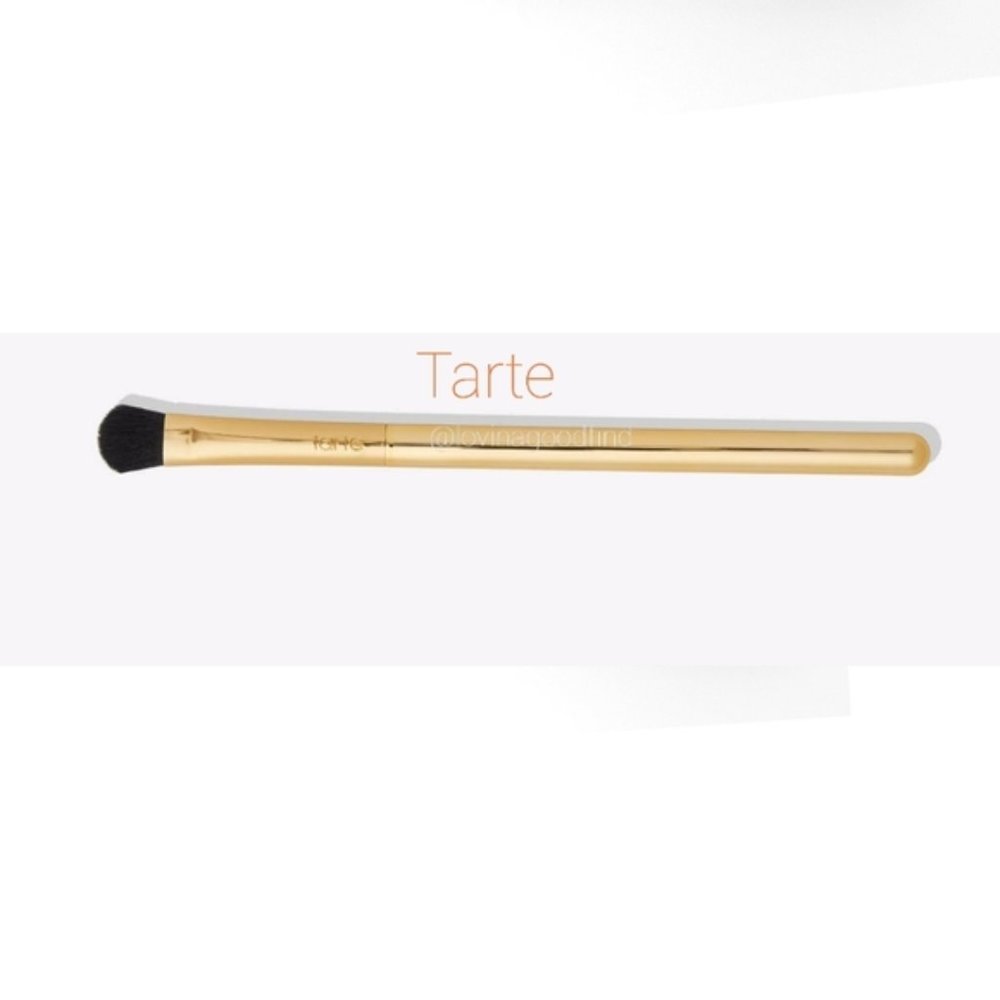 TARTE Gold Duster Flat Shader Eyeshadow Brush NWT